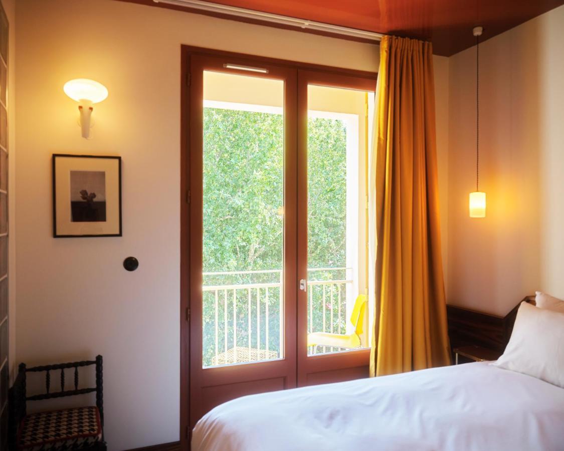 Hotel Present - Entree Autonome, Reception En Ligne - Encore Mieux Арль Экстерьер фото